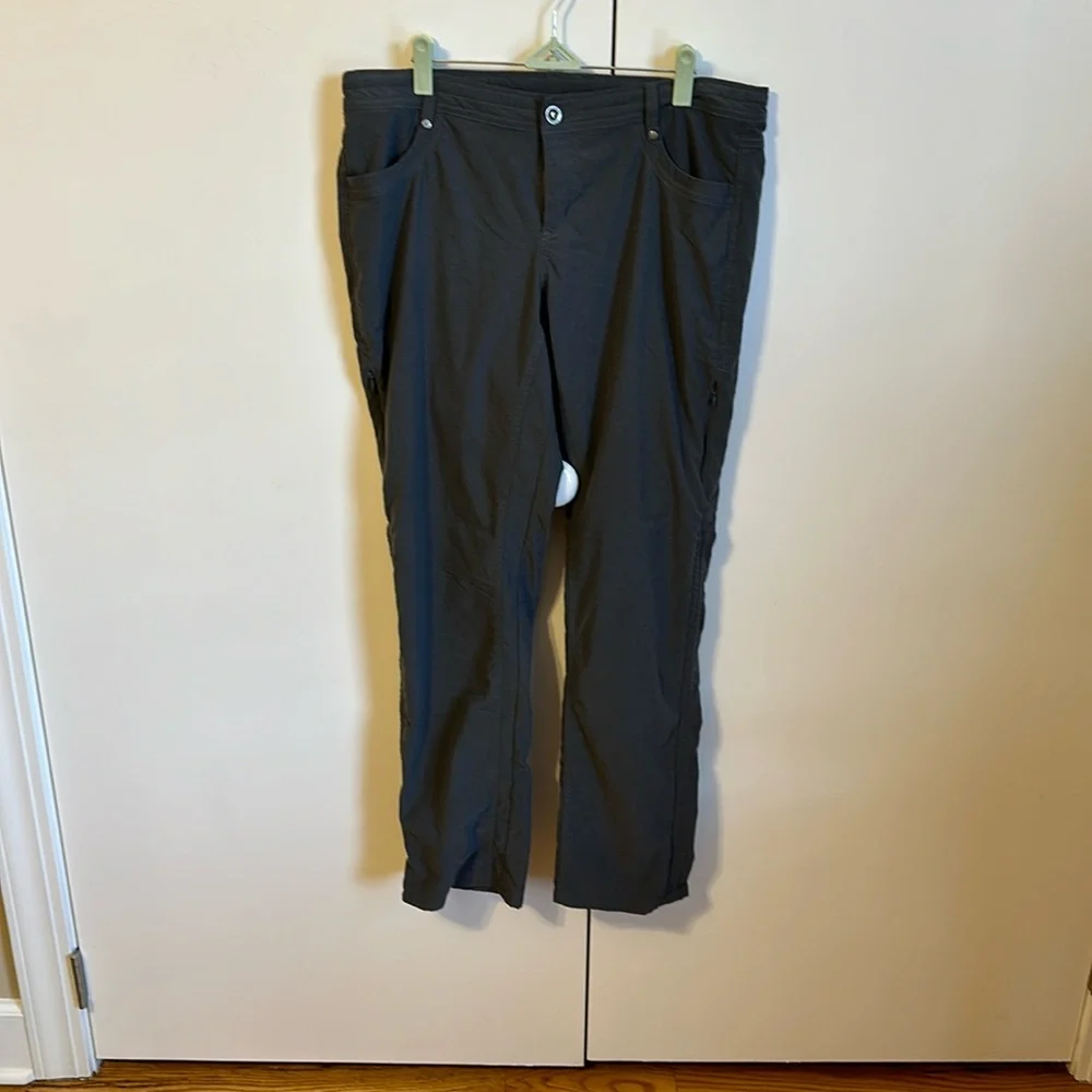 Kuhl 14 Pants Women Trekr Outdoor Hiking Grey Gray Large XL Capri shorts fall - Picture 5 of 8